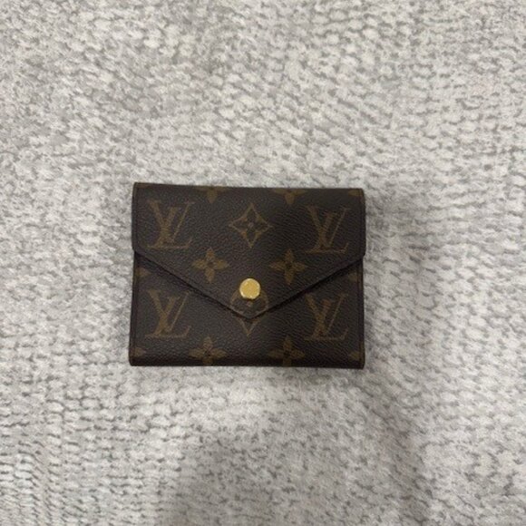 Louis Vuitton Brown Wallet - Picture 1 of 5